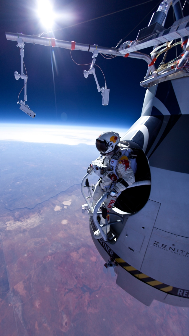 IPhone 5 Background Red Bull Stratos 01 Wallpaper