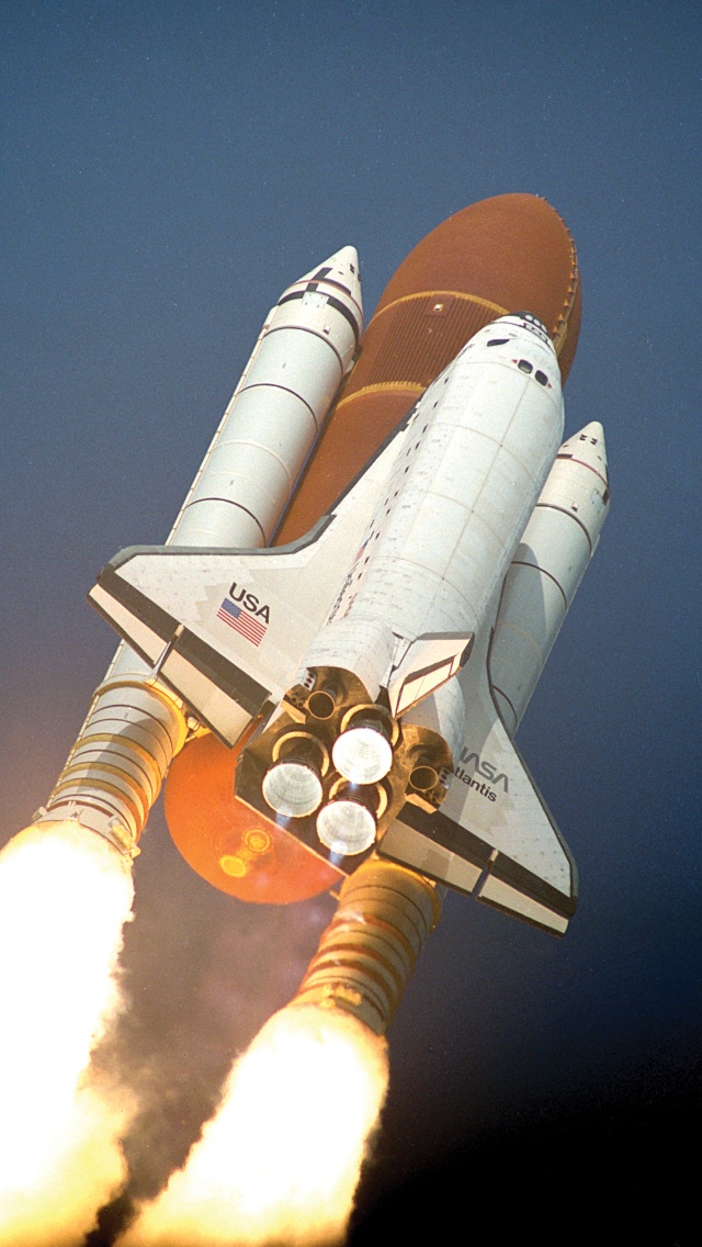 IPhone 5 Wallpaper Space Shuttle 06 Wallpaper
